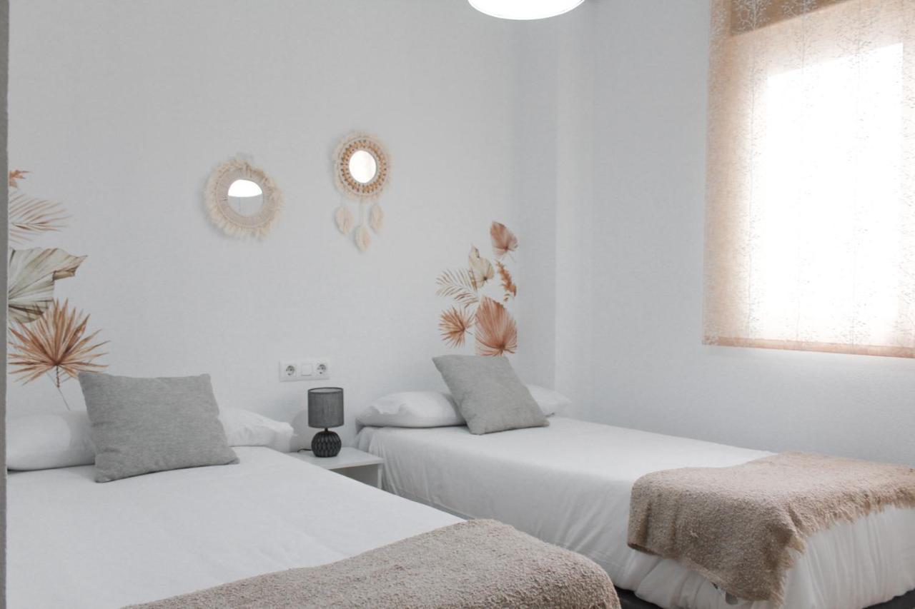 Monkeys Apartments Lumbreras Deluxe إشبيلية المظهر الخارجي الصورة