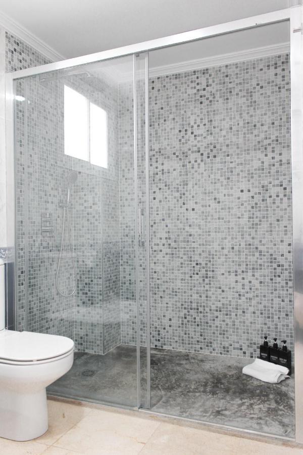 Monkeys Apartments Lumbreras Deluxe إشبيلية المظهر الخارجي الصورة